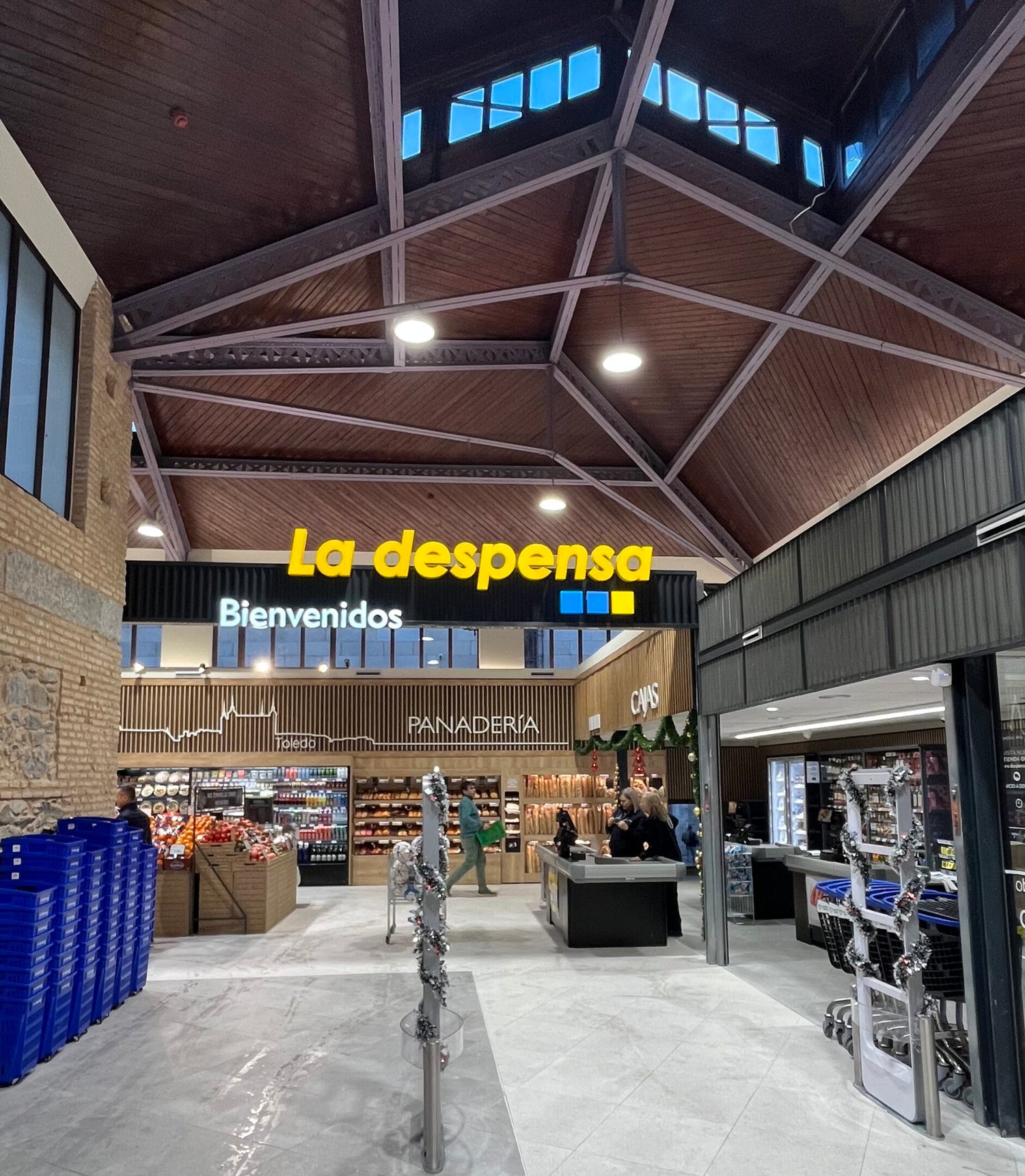 El Mercado de Abastos de Toledo reabre sus puertas con La Despensa Supermercados como nuevo operador