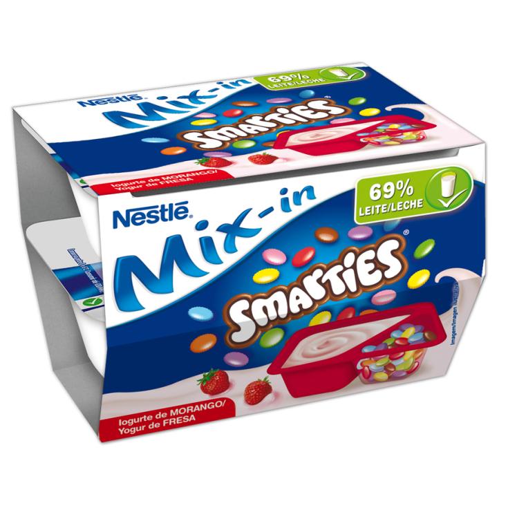 Mix in yogur fresa c/smarties chocolate Nestle p2 128g/u
