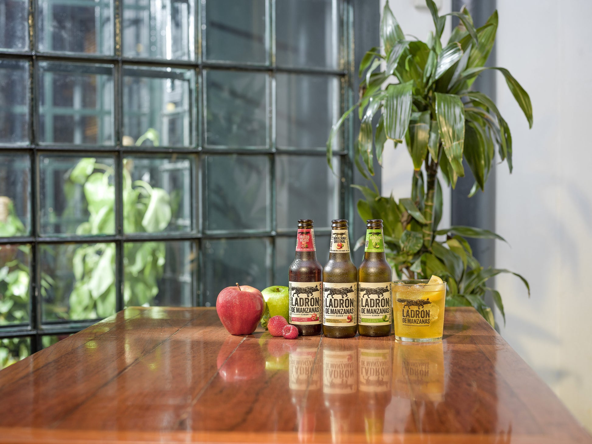 Cider manzana roja botellin Ladron de manzanas 250ml