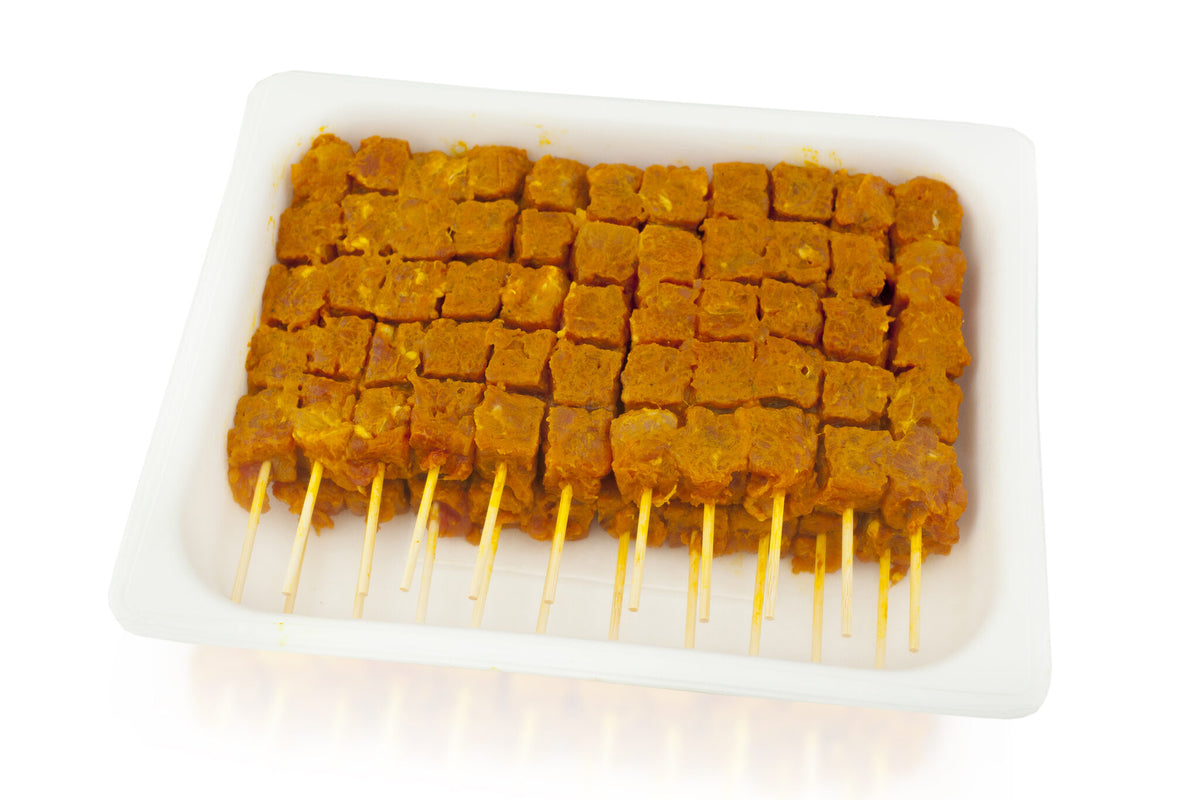 Pincho moruno de cerdo amarillo con palo